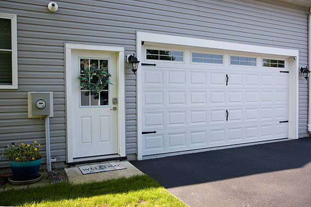 24/7 Emergency Garage Door Panel Replacement experts in Athena, OR